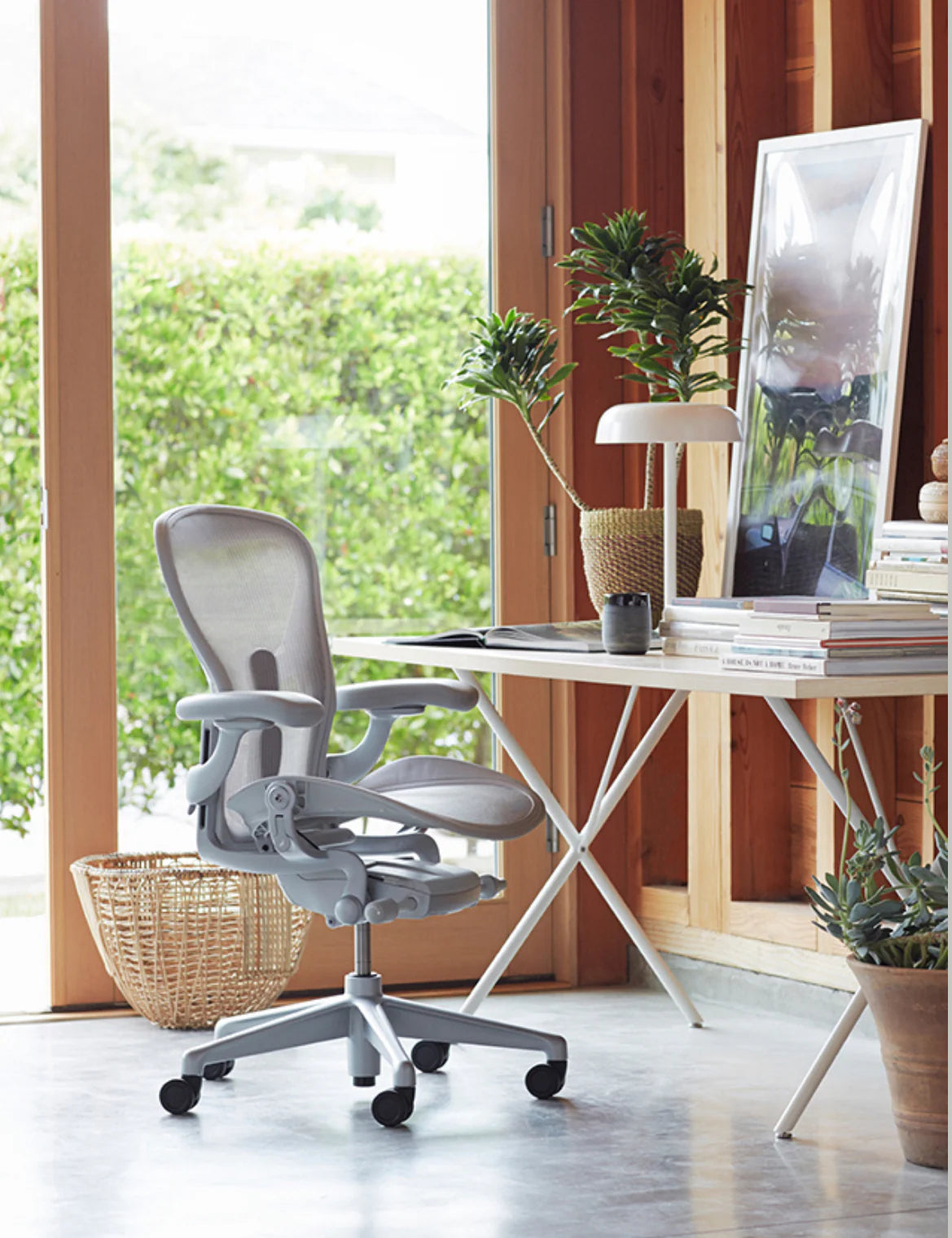 Herman Miller Aeron Remastered Chair, Mineral