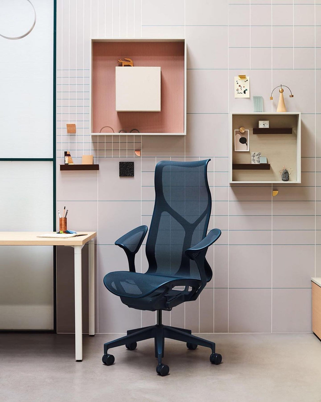 Herman Miller Cosm Designer Chair, High Back, Leaf Arms