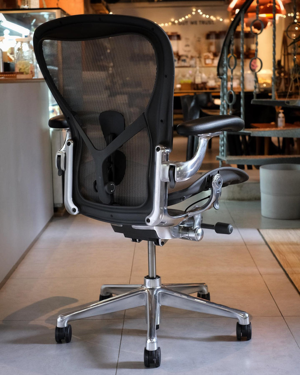 Herman Miller Aeron Remastered Chair, Graphite, Polished Aluminum