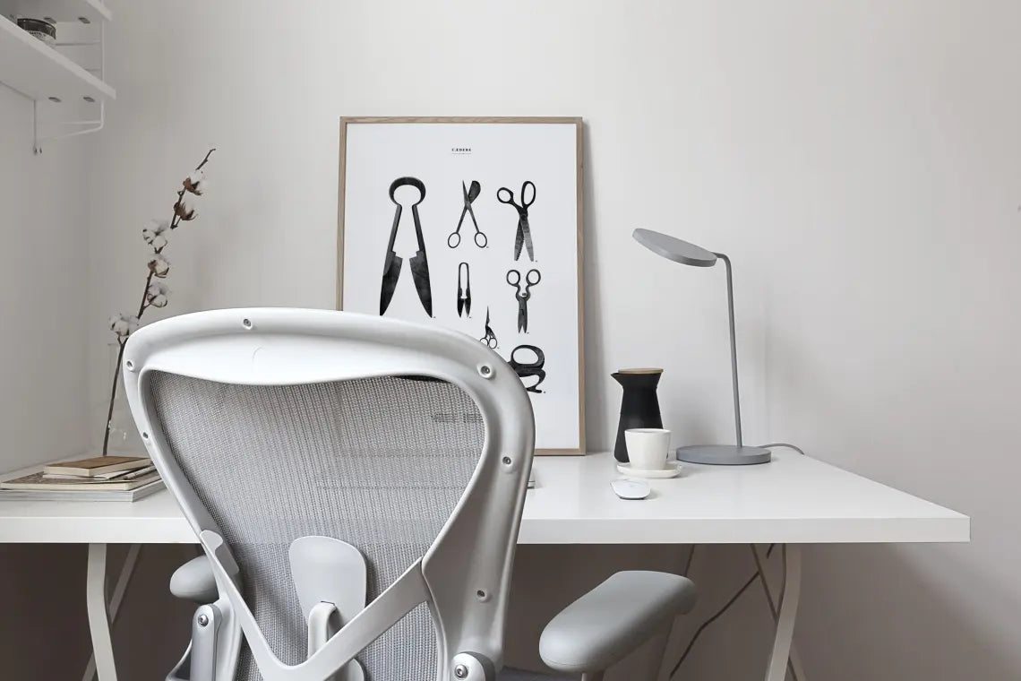 Herman Miller Aeron Remastered Chair, Mineral