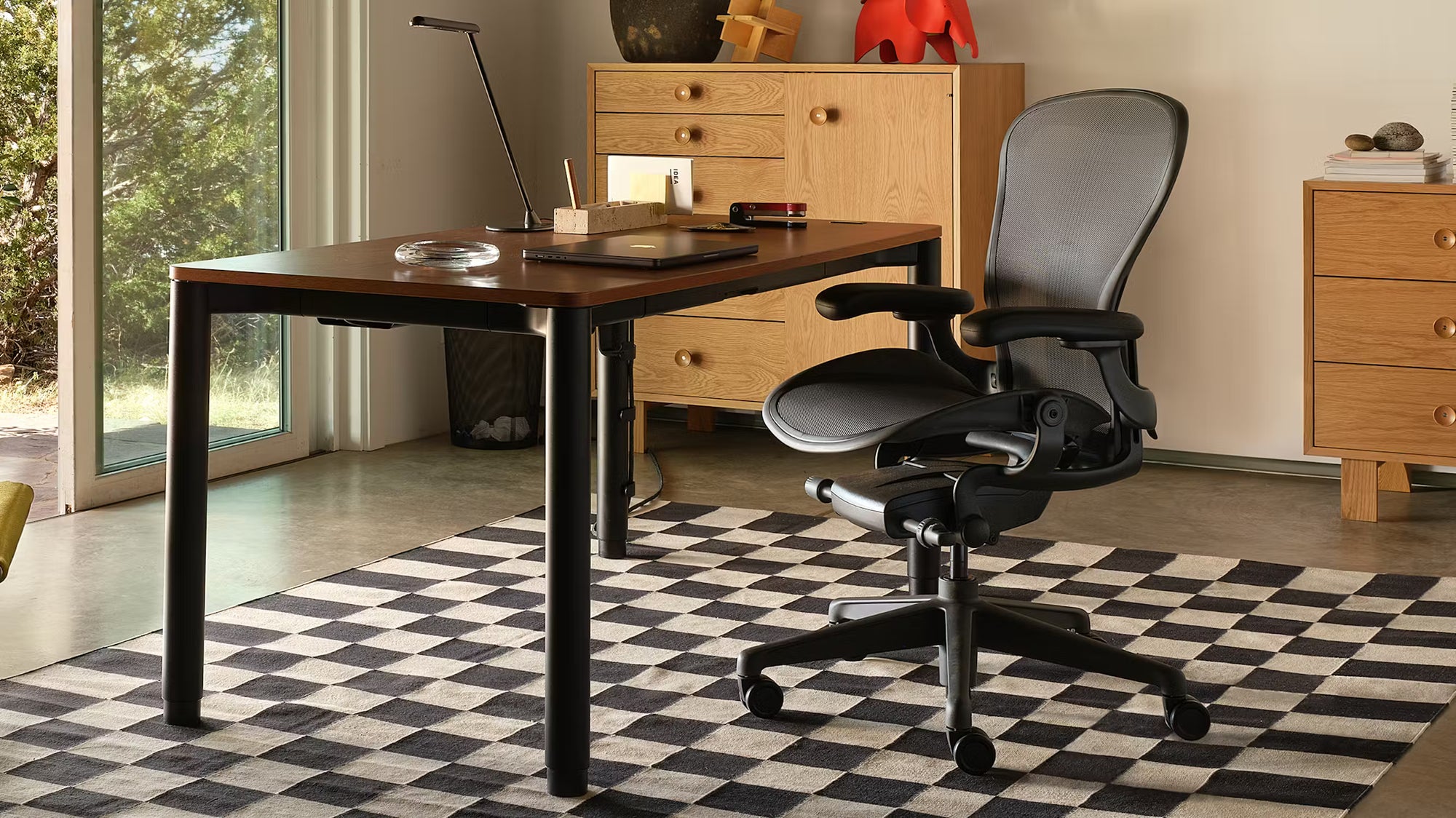 herman miller aeron remastered ergonomic chair graphite melbourne wfh setup