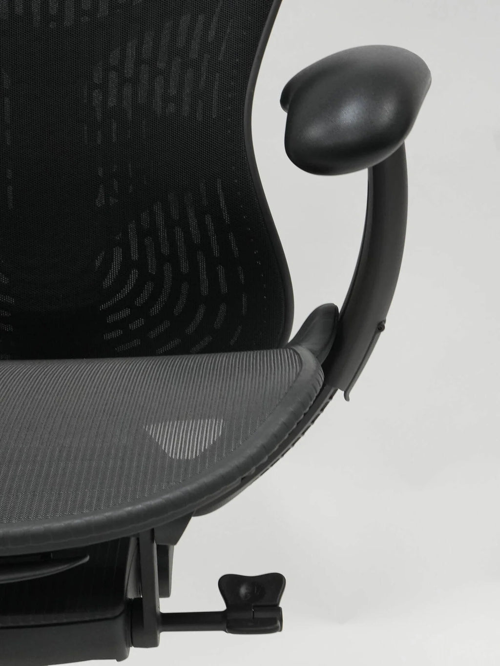 Herman Miller Mirra 2 Designer Ergonomic Chair