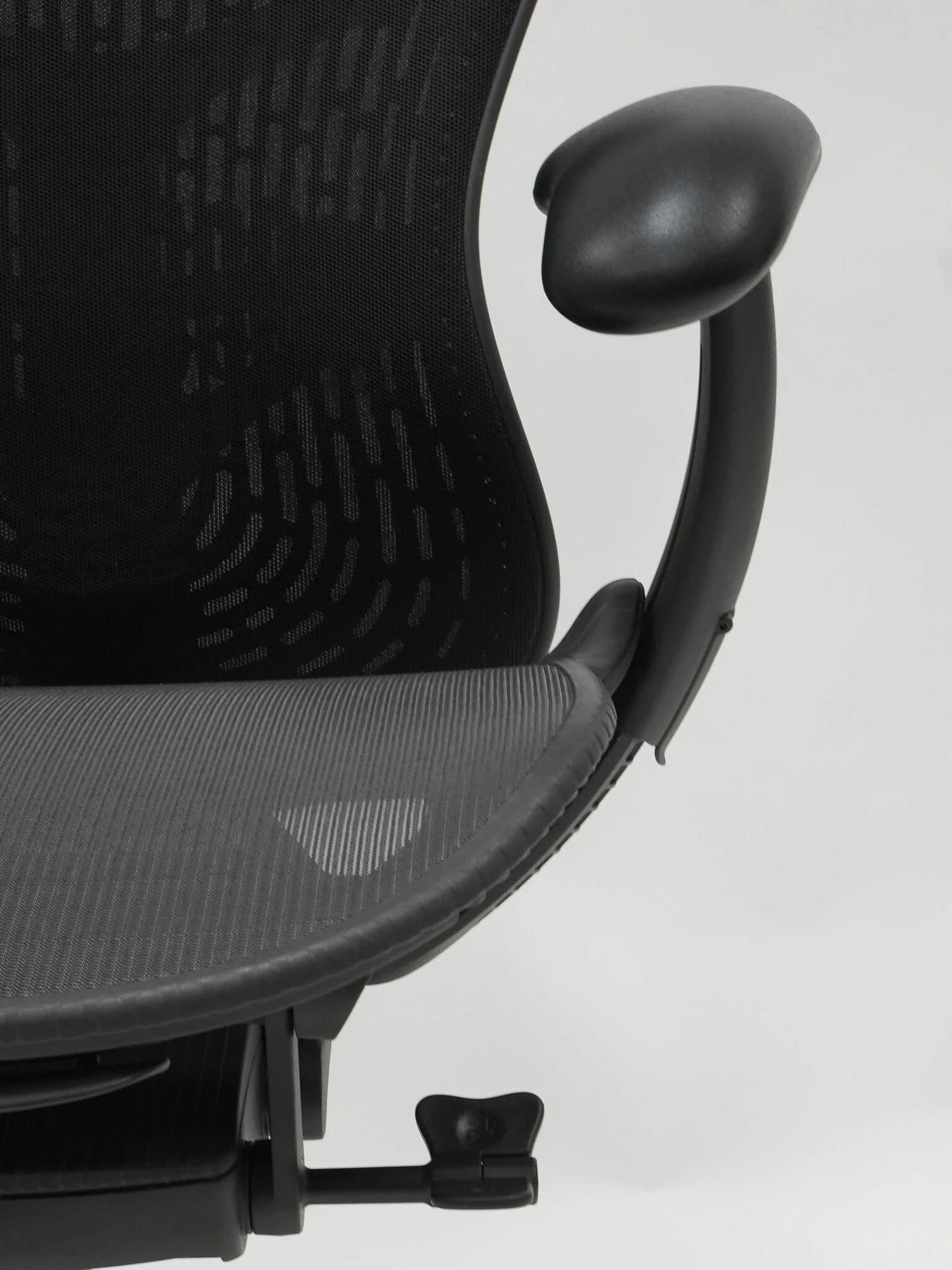 Herman Miller Mirra 2 Designer Ergonomic Chair